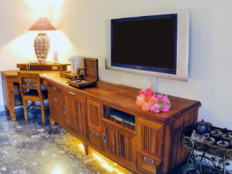 Swan Lake Villa Resort Nanwan Exterior photo
