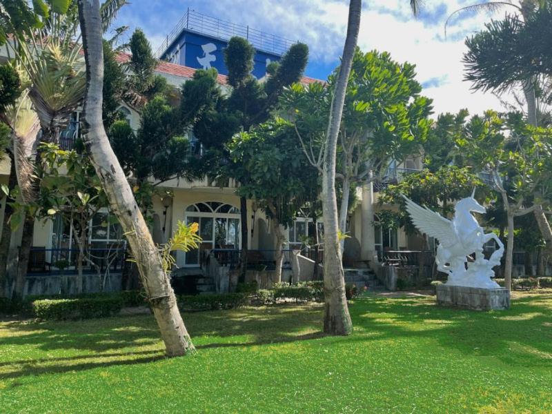 Swan Lake Villa Resort Nanwan Exterior photo