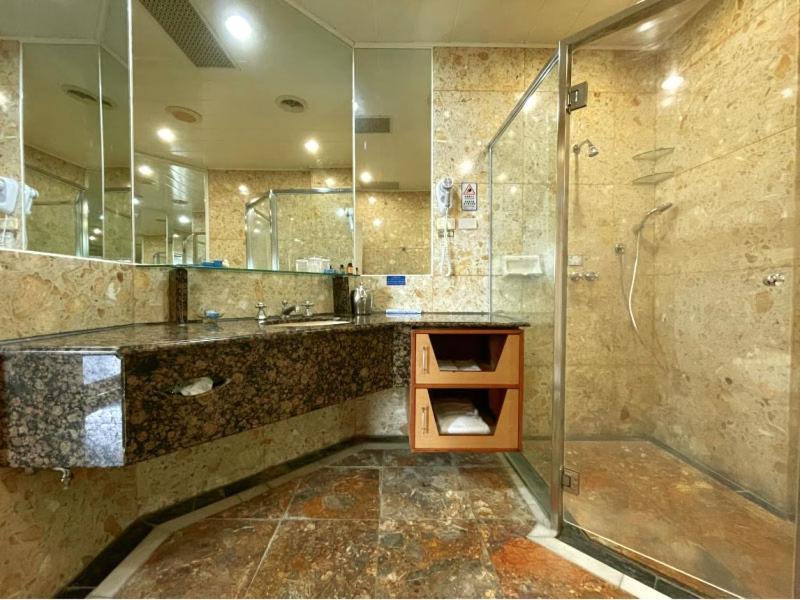 Swan Lake Villa Resort Nanwan Exterior photo