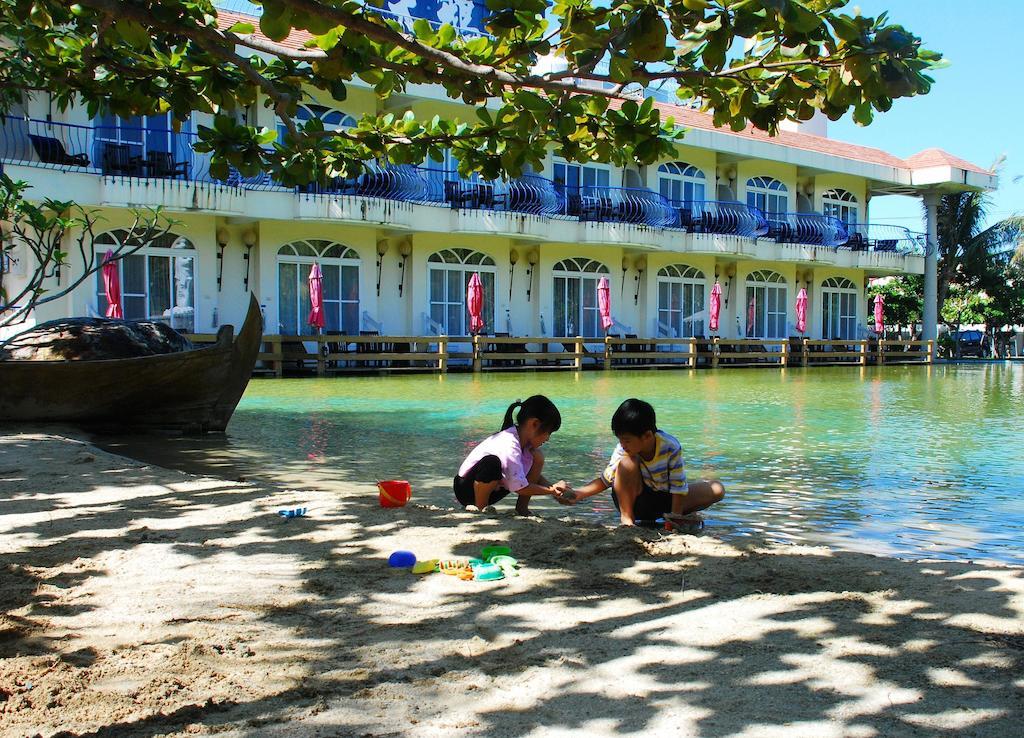 Swan Lake Villa Resort Nanwan Exterior photo